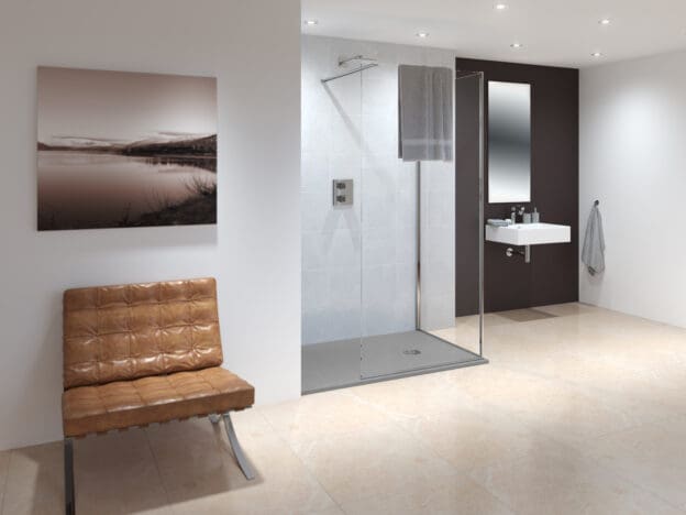Luxury and Functionality: Choosing Between Walk-In Showers and Wet Rooms for Your Bathroom Makeover